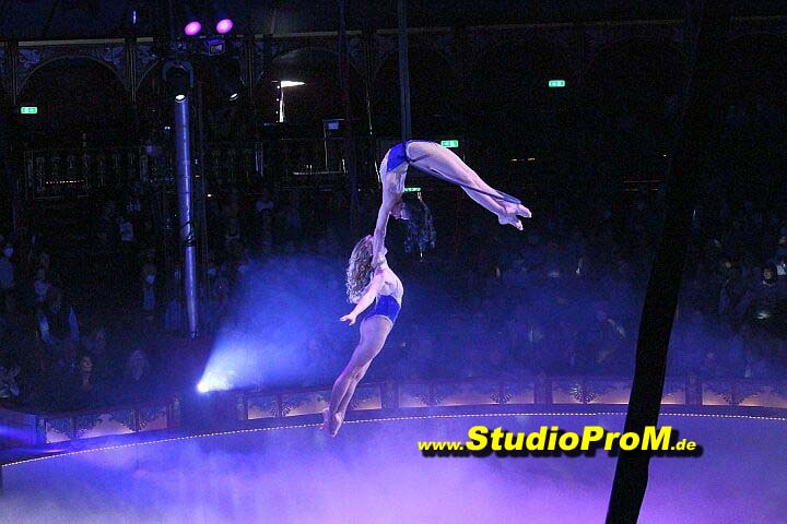 Das_Premierenforum_mit_Gaby_Ballmann&Hans-Joerg_Loh_auf_97,6MHz