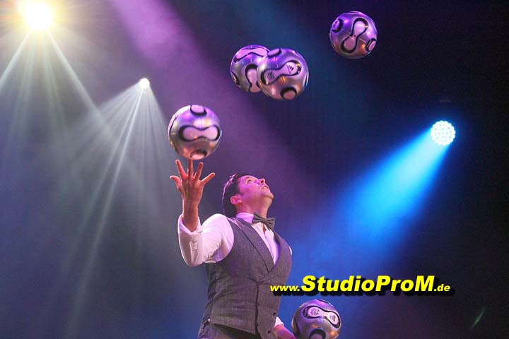 Das_Premierenforum_mit_Gaby_Ballmann&Hans-Joerg_Loh_auf_97,6MHz