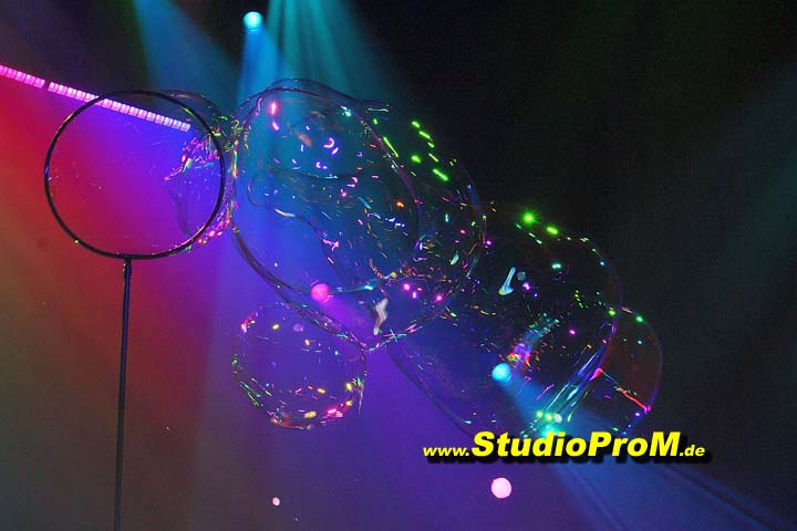 Das_Premierenforum_mit_Gaby_Ballmann&Hans-Joerg_Loh_auf_97,6MHz