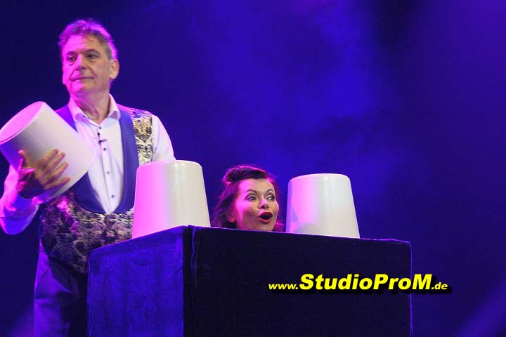 Das_Premierenforum_mit_Gaby_Ballmann&Hans-Joerg_Loh_auf_97,6MHz