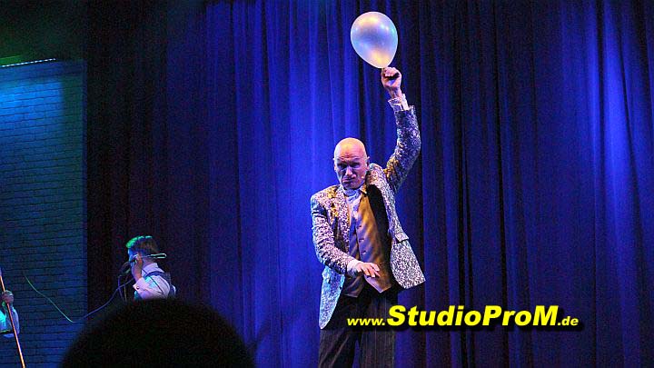 Das_Premierenforum_mit_Gaby_Ballmann&Hans-Joerg_Loh_auf_97,6MHz