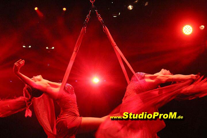 Das_Premierenforum_mit_Gaby_Ballmann&Hans-Joerg_Loh_auf_97,6MHz