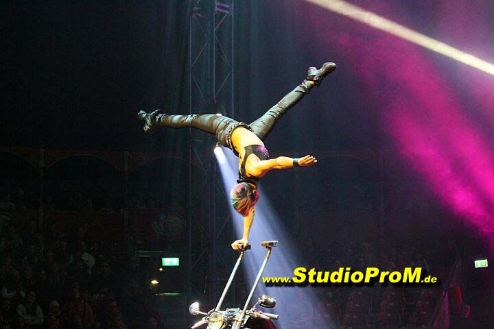 Das_Premierenforum_mit_Gaby_Ballmann&Hans-Joerg_Loh_auf_97,6MHz