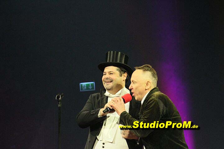 Das_Premierenforum_mit_Gaby_Ballmann&Hans-Joerg_Loh_auf_97,6MHz