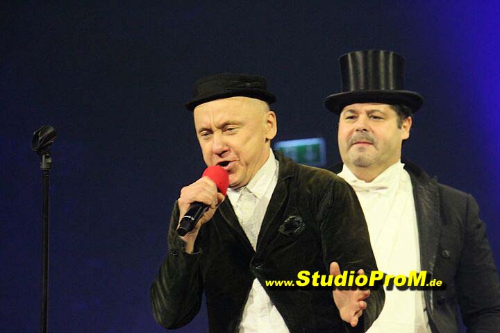 Das_Premierenforum_mit_Gaby_Ballmann&Hans-Joerg_Loh_auf_97,6MHz