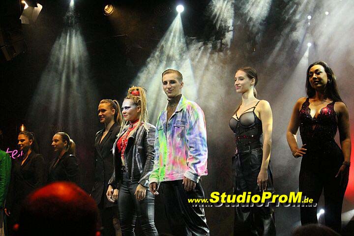 Das_Premierenforum_mit_Gaby_Ballmann_&_Hans-Joerg_Loh_auf_97,6MHz