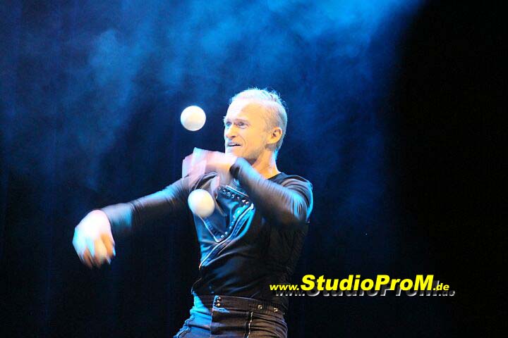 Das_Premierenforum_mit_Gaby_Ballmann_&_Hans-Joerg_Loh_auf_97,6MHz