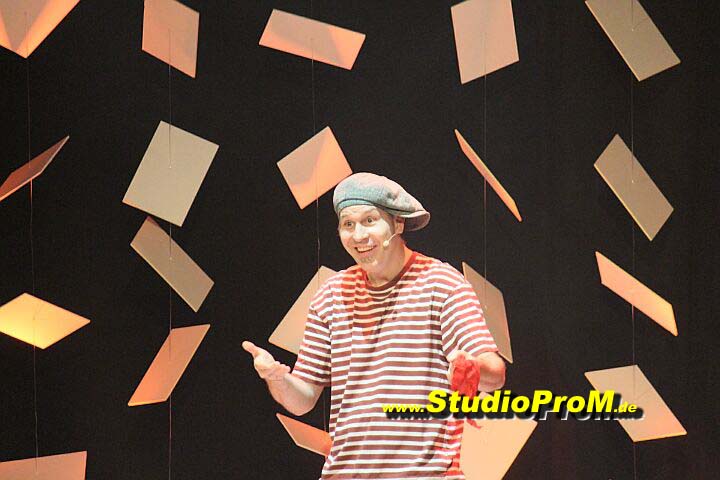 Das_Premierenforum_mit_Gaby_Ballmann_&_Hans-Joerg_Loh_auf_97,6MHz