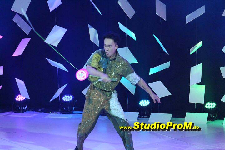 Das_Premierenforum_mit_Gaby_Ballmann_&_Hans-Joerg_Loh_auf_97,6MHz