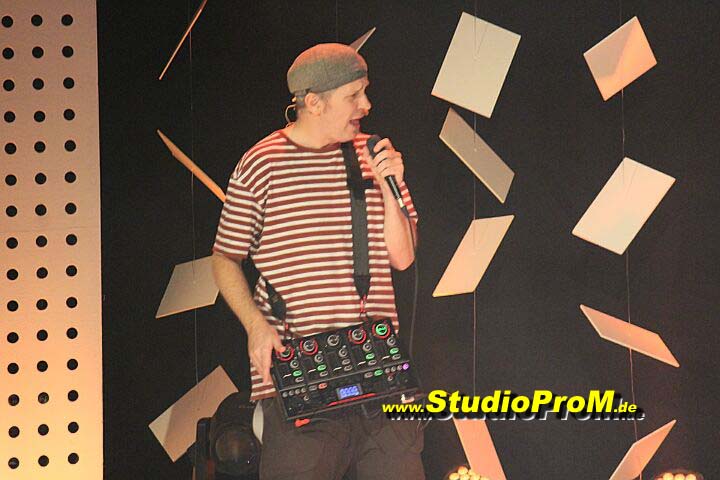 Das_Premierenforum_mit_Gaby_Ballmann_&_Hans-Joerg_Loh_auf_97,6MHz