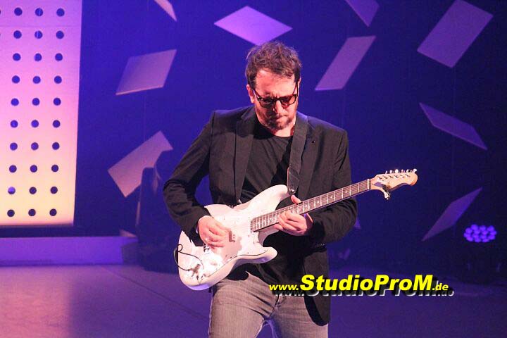 Das_Premierenforum_mit_Gaby_Ballmann_&_Hans-Joerg_Loh_auf_97,6MHz