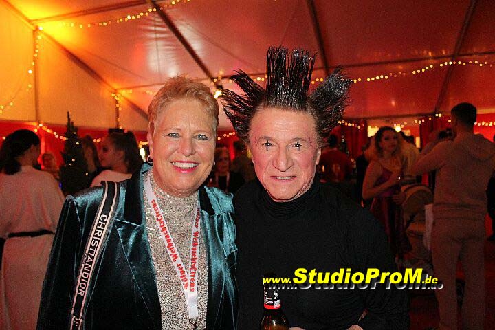 Das_Premierenforum_mit_Gaby_Ballmann_&_Hans-Joerg_Loh_auf_97,6MHz